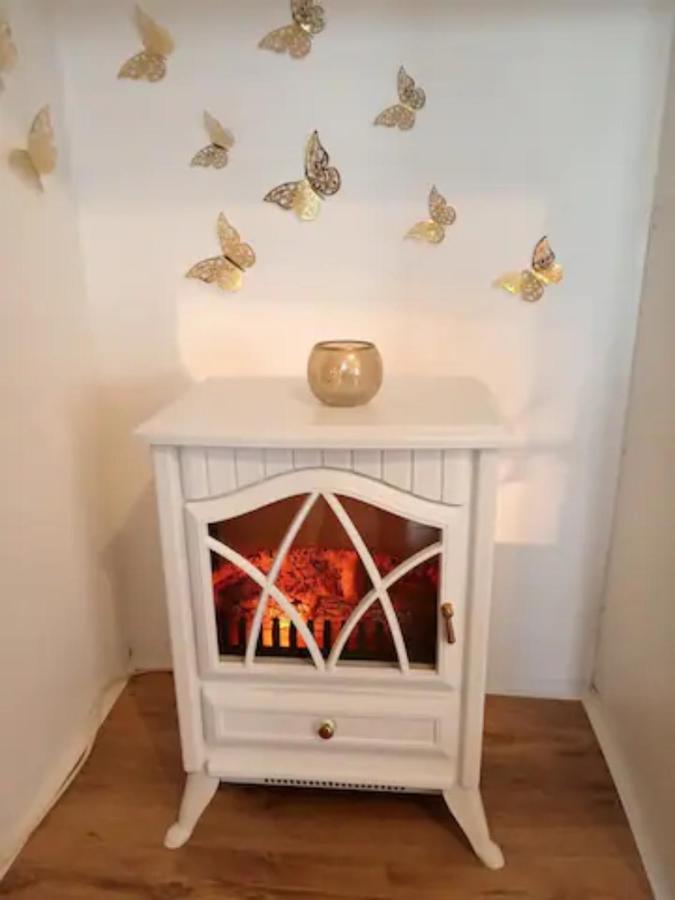 Havisham Studio Flat Rochester Me1 1Xz Strood Eksteriør billede